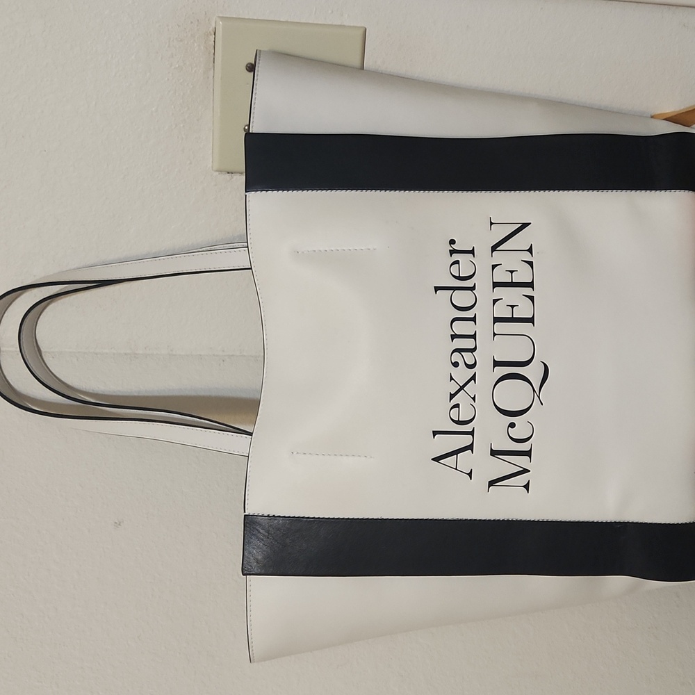 Alexander Mcqueen leather embossed signature shopper tote